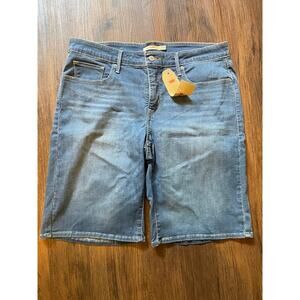 Levi's Women's Size 20W Denim Bermuda Shorts NWT
